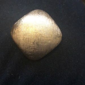 #023V Vintage scarf clip